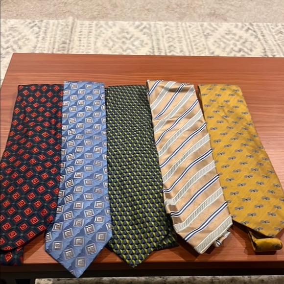 Ermenegildo Zegna Black and Blue Silk Ties - Picture 1 of 3